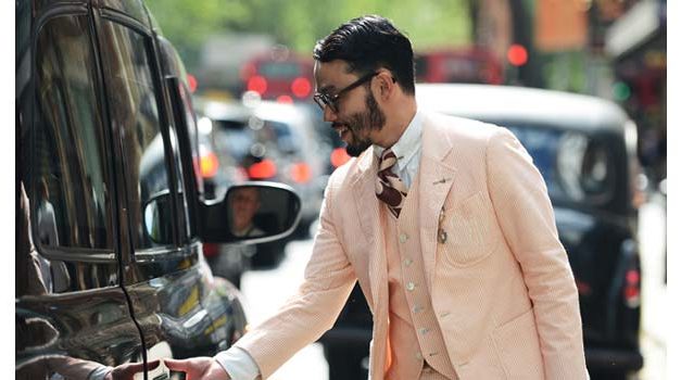 Men’s Linen Suits – How To Wear Them This Summer