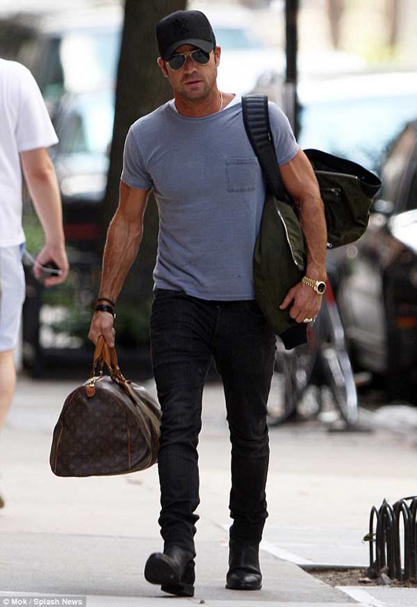 Man Bag for men - Louis Vuitton