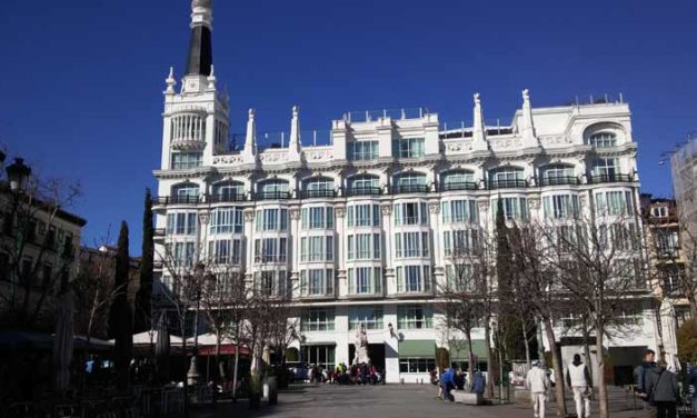 ME Madrid Reina Victoria Hotel – Me For You