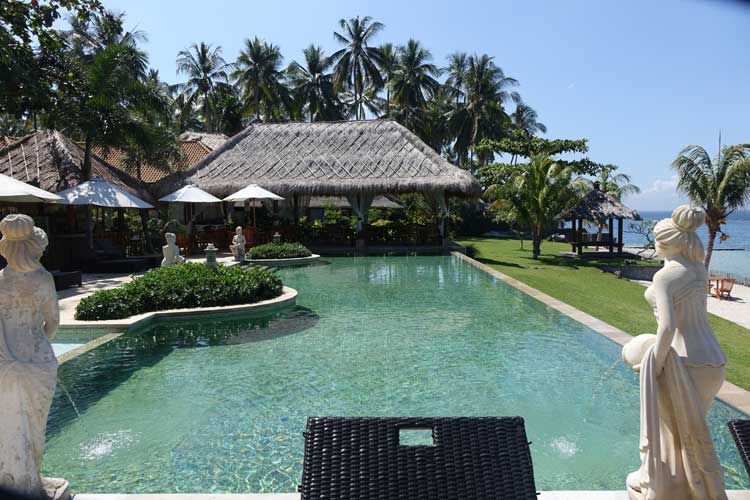 Sea-Breeze-Candidasa-Bali--Indonesia-MenStyleFashion.-Infinity--Pool-1