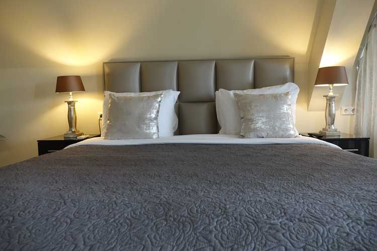 luxury-suites-amsterdam-luxury-location-royal-penthouse-menstylefashion-19