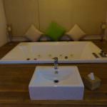 Jetwing Blue Negombo Beach Sri Lanka – Hotel review