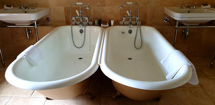 Bailiffscourt Hotel And Spa - Climping Twin bath tubs