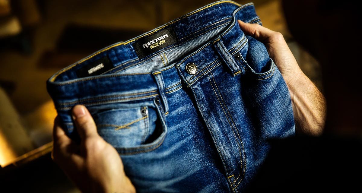 Jeans - Why Men Never Wash Denim