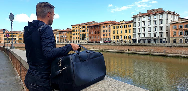 Beluga-Travel-Soft-Bag-Reviewed-MenStyleFas-Pisa-Italy-
