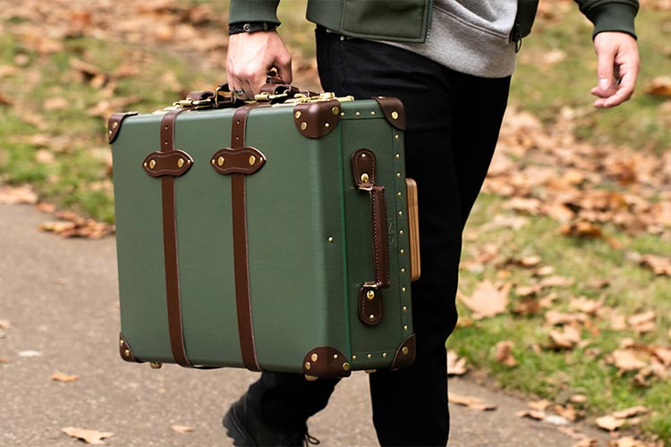 Travel Suitcases -What to Pay Attention to Before Buying One? - Men Style Fashion