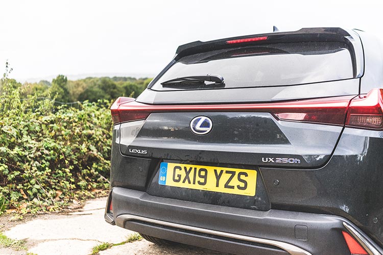 Lexus UX250h F Sport - Is Hybrid The Solution Reviewed MenStyleFashion 2019 SUV (15)