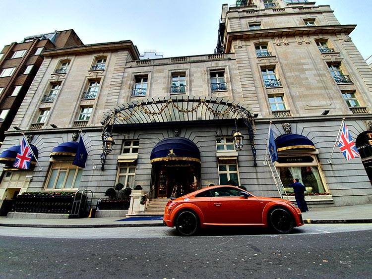 Audi TT London Ritz Hotel Pulse Orange Gracie Opulanza (2)
