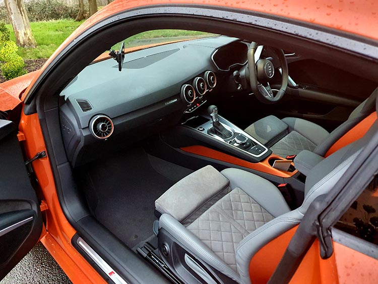 Audi TT - Pulse Orange Lifestyle Review