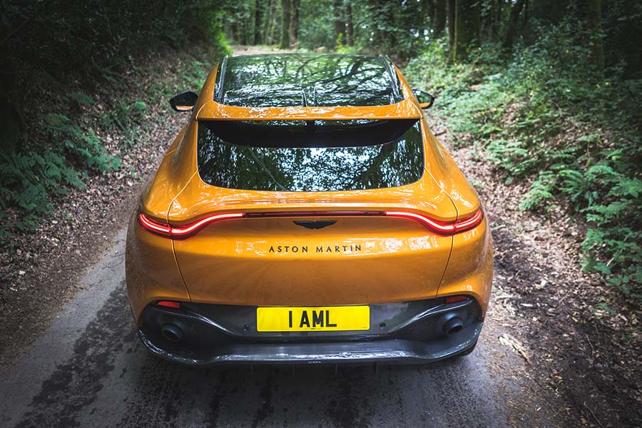 Aston Martin DBX Review -This Is No To Time To Die james Bond SUV 2021 Review MenStyleFashion (11)