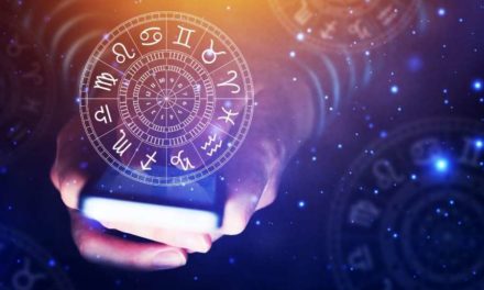 Top 7 Insights an Astrology Birth Chart Reading Can Reveal About You