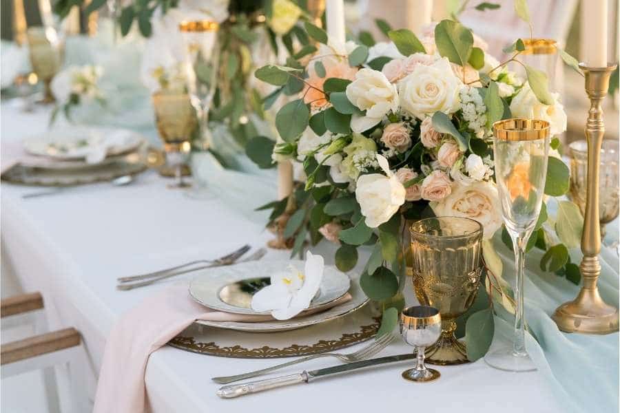 Top Wedding Décor Inspiration Amped With Flowers for The Big Day