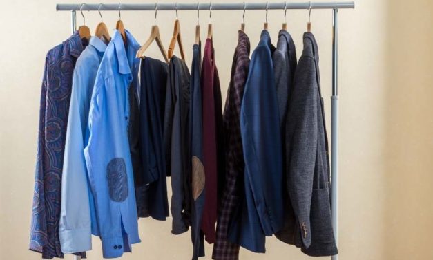 How to Create a Minimalist Wardrobe for Men