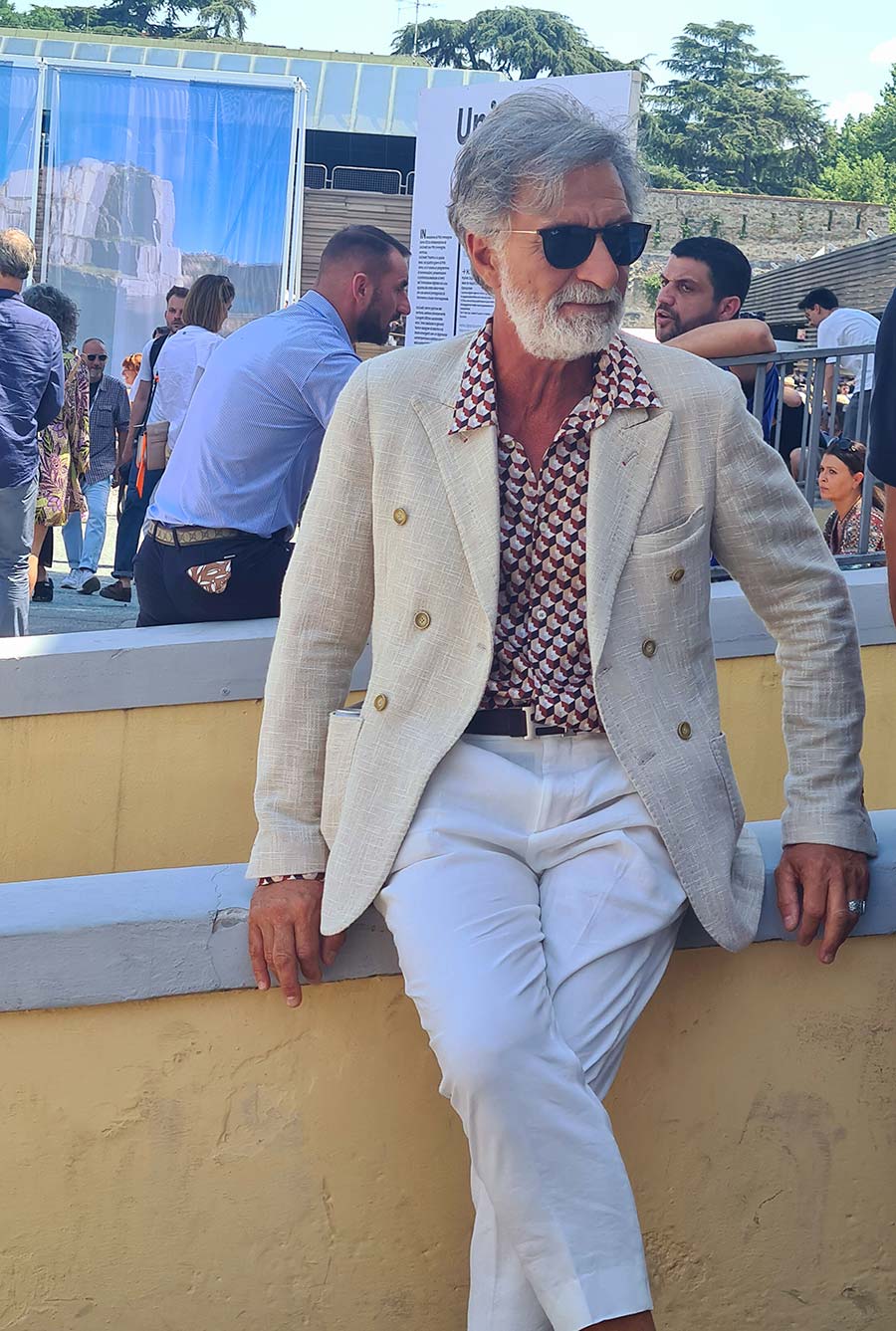 Pitti Uomo Italy - Linen Suits For A Sweat Free Style Summer MenStyleFashion 2022 (4)